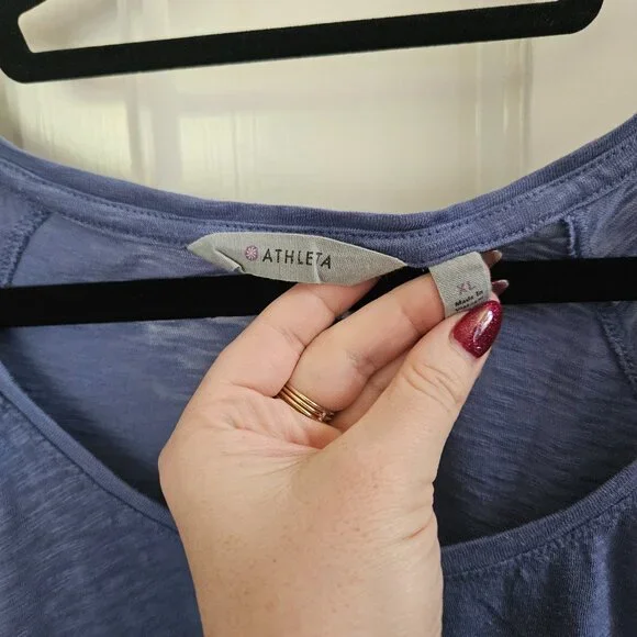 ATHLETA Long Sleeve Shirt Light Weight Blue Size XL Fall Autumn - Picture 3 of 4